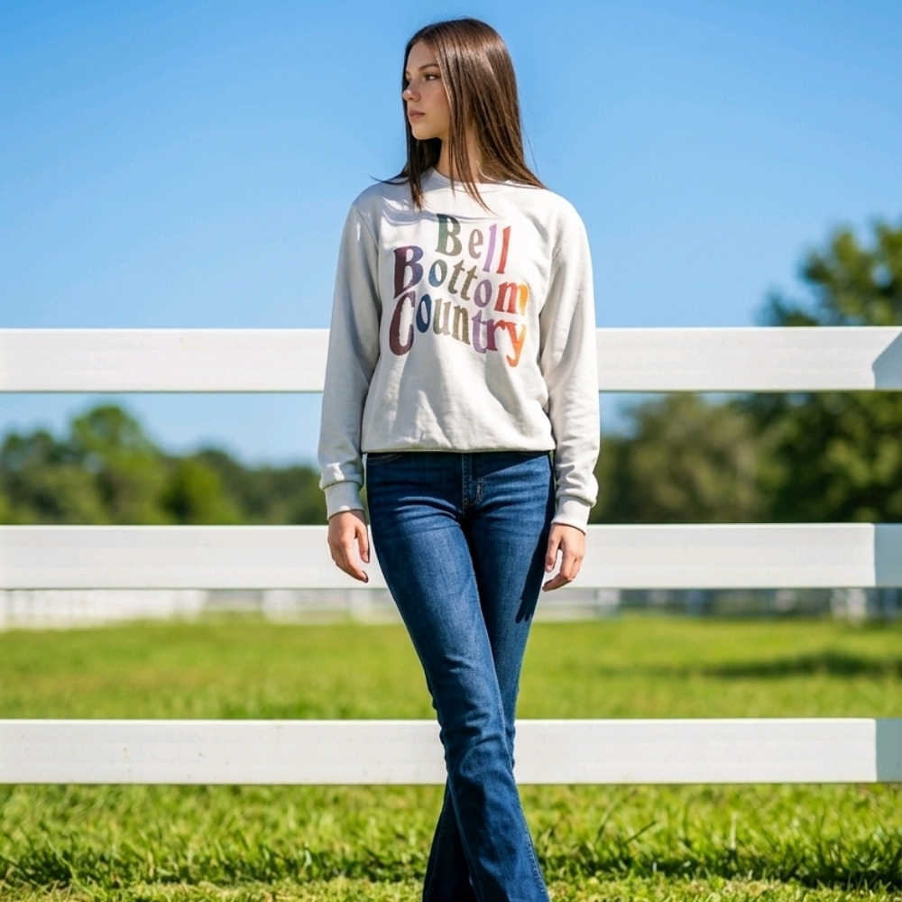 Lainey Wilson Bell Bottom Country Sweatshirt Graphic Crewneck - Picture 3 of 6
